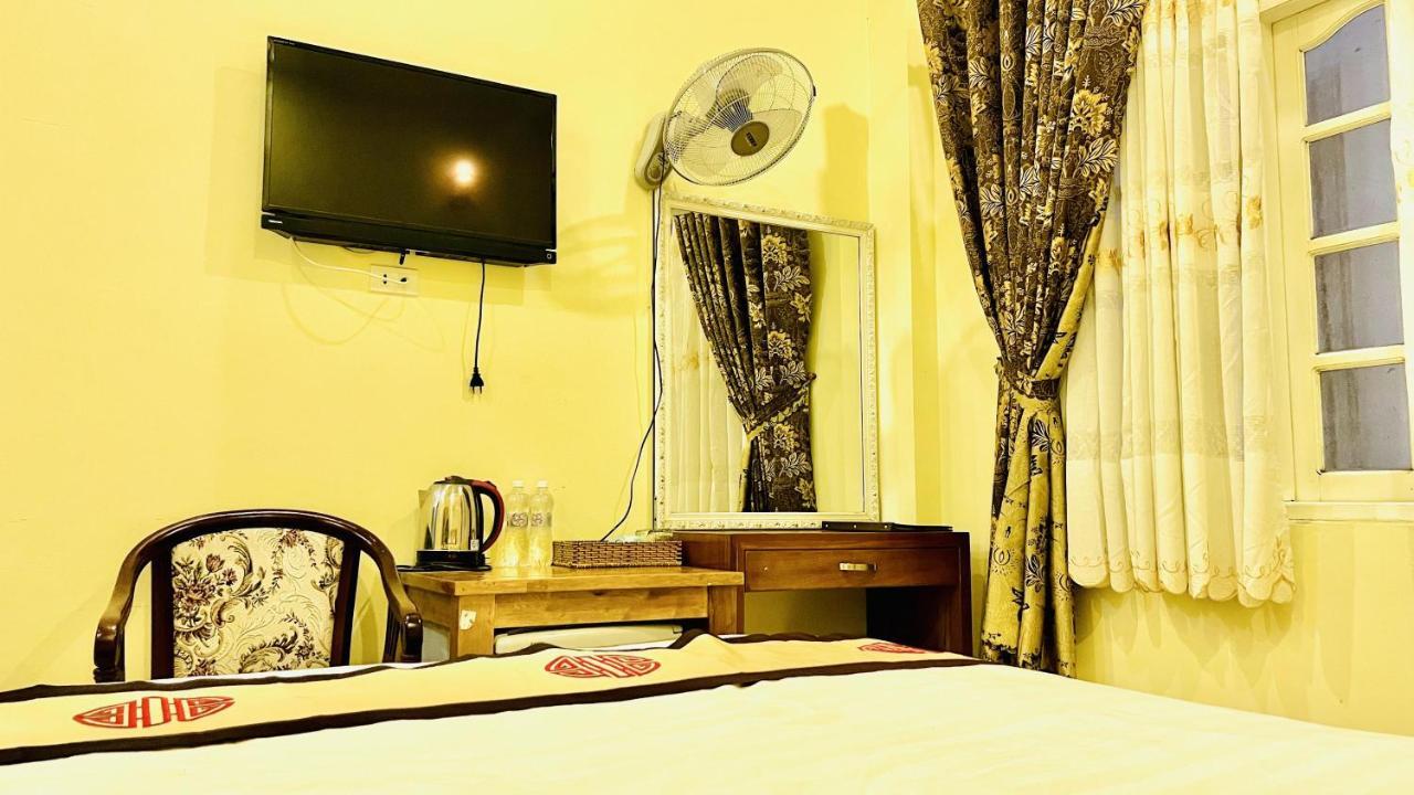 Nam Dong Hotel Да Лат Екстериор снимка